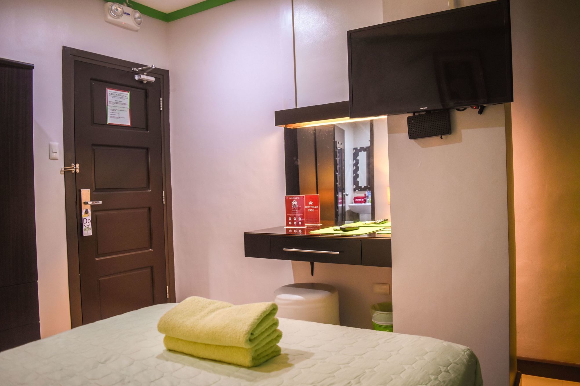Zen Rooms Pryce Business Park Davao City 외부 사진
